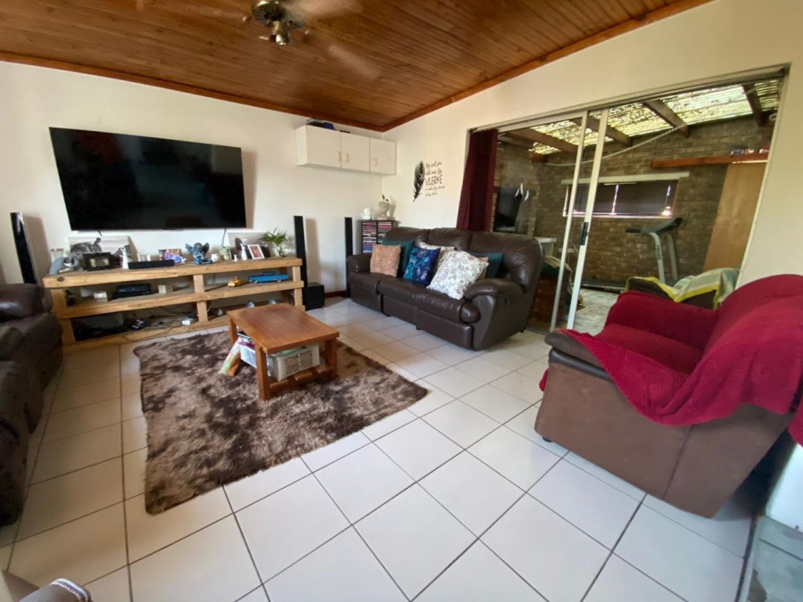 3 Bedroom Property for Sale in Bo Oakdale Western Cape